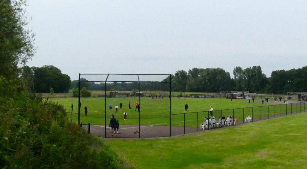 Succesvolle Softbaldag Gerrit Komrij College bij BSC Hickory